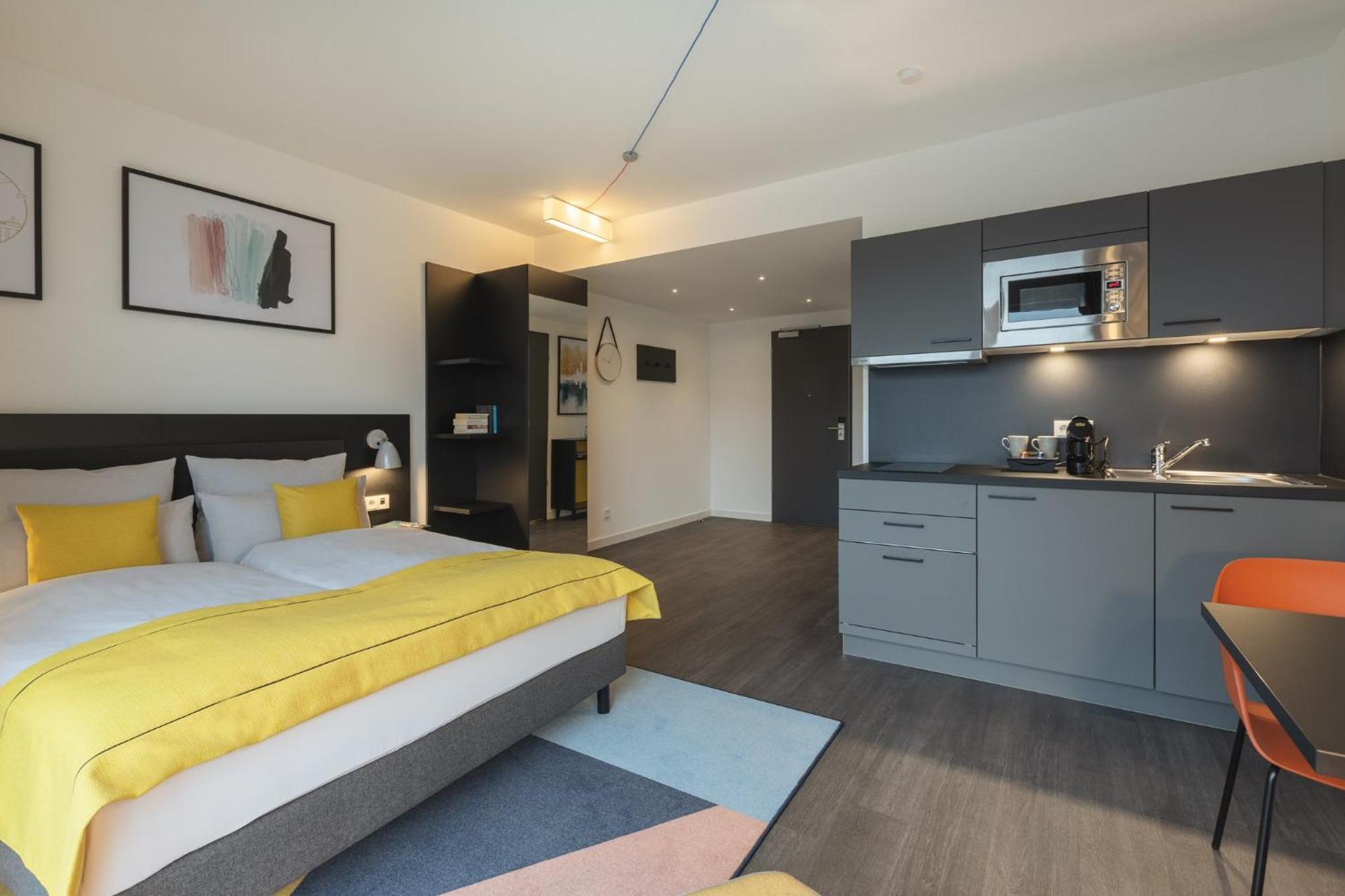 Candlewood Suites Berlin Charlottenburg By Ihg Ngoại thất bức ảnh