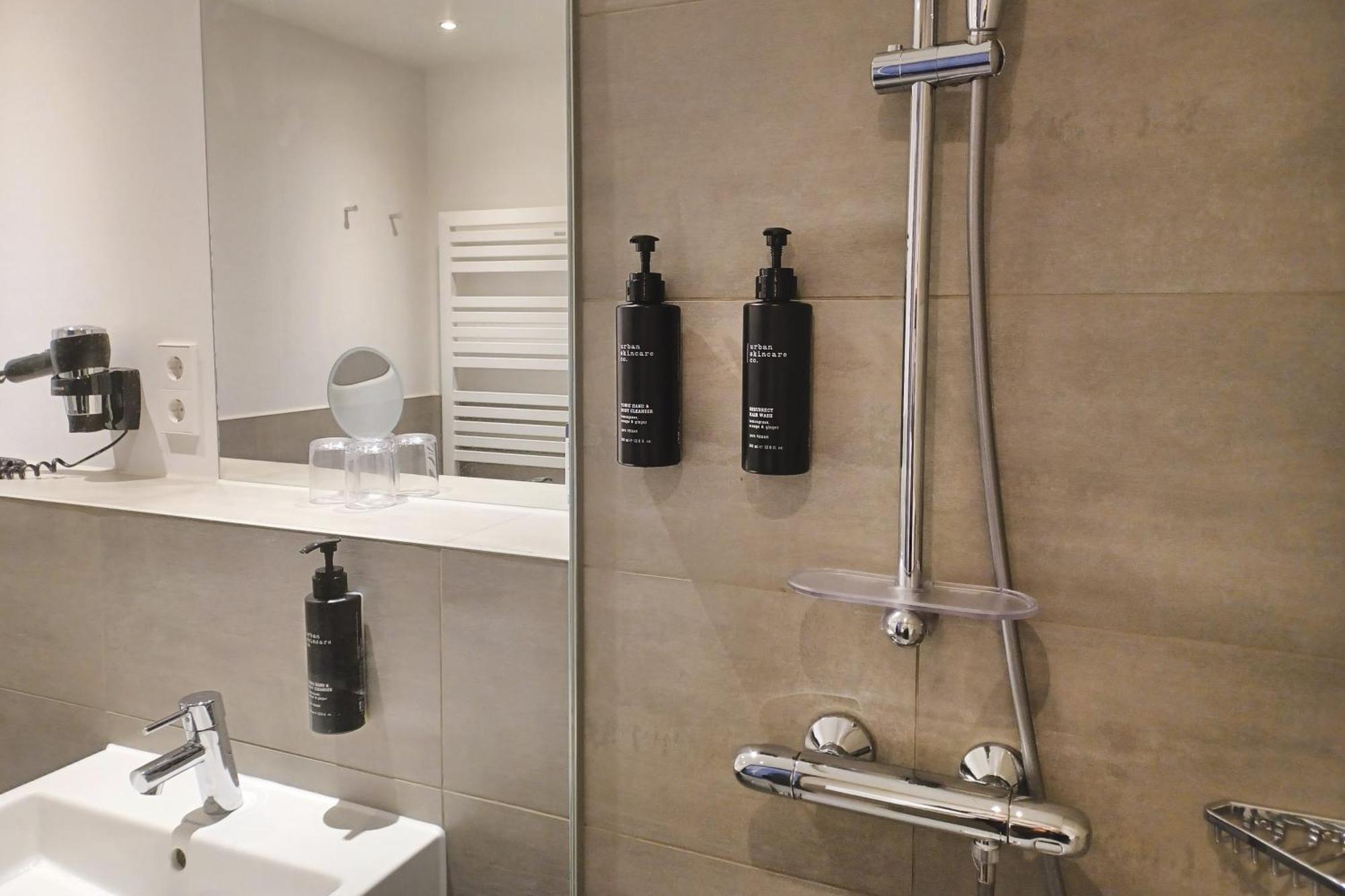Candlewood Suites Berlin Charlottenburg By Ihg Ngoại thất bức ảnh